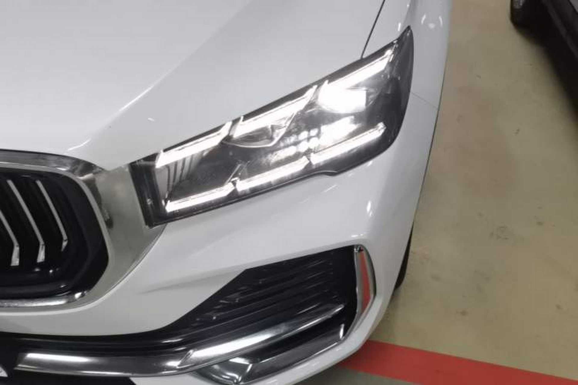 Used Geely Auto Monjaro L 2024 2.0TD High-Power Automatic Two-Wheel Drive Yunqi Version Left Front Headlight