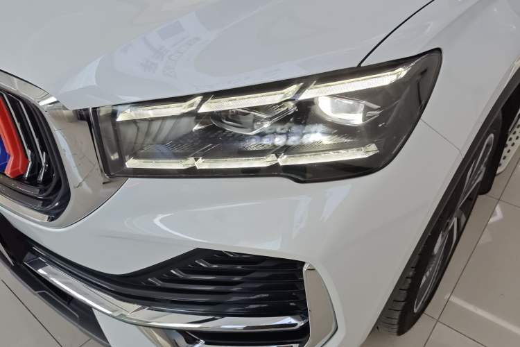 Used Geely Auto Monjaro L 2024 2.0TD High-Power Automatic Two-Wheel Drive Skyline Edition Left Front Headlight