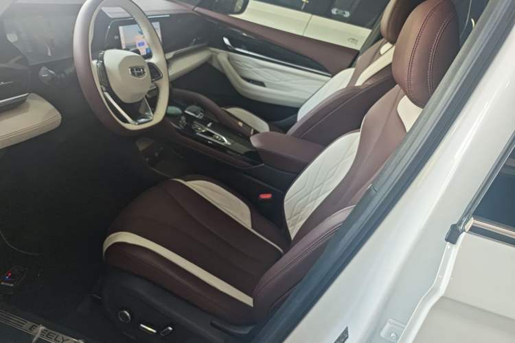 Used Geely Auto Monjaro L 2024 2.0TD High-Power Automatic Two-Wheel Drive Yunqi Version Left Front Seat