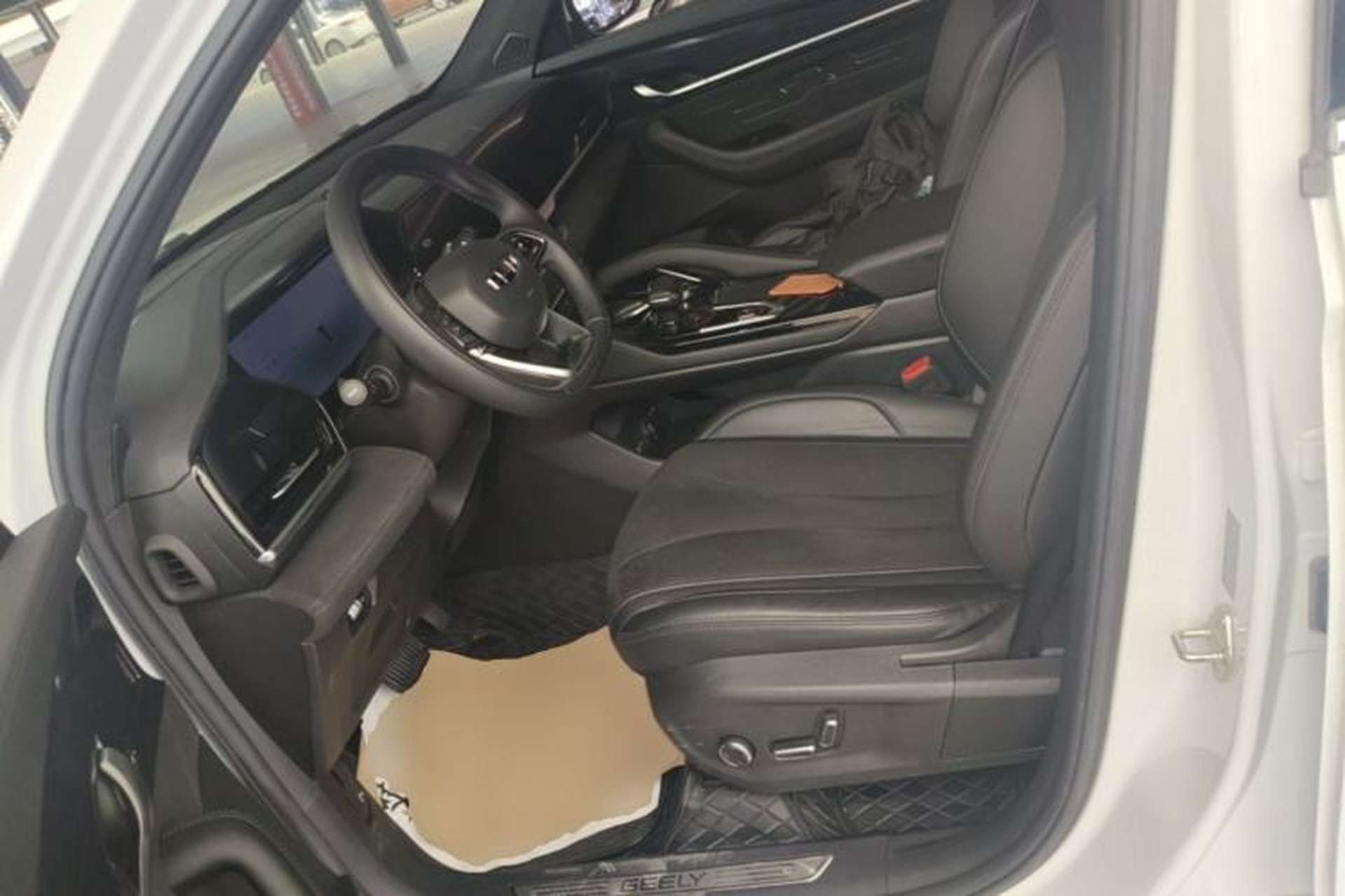 Used Geely Auto Monjaro L 2024 2.0TD High-Power Automatic Two-Wheel Drive Yunqi Version Left Front Seat