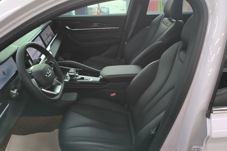 Used Geely Auto Monjaro L 2024 2.0TD DCT EVO Two-Wheel Drive Long-Range Version Left Front Seat