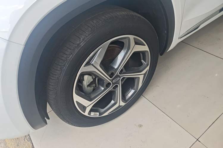 Used Geely Auto Monjaro L 2024 2.0TD High-Power Automatic Two-Wheel Drive Yunqi Version Left Front Wheel Hub