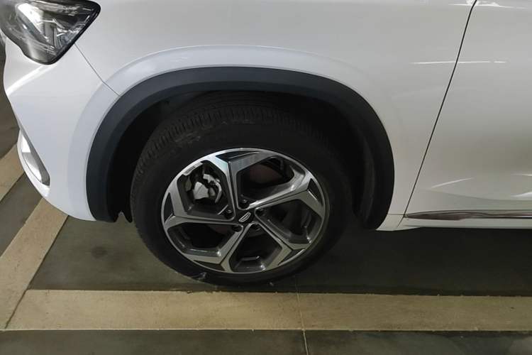 Used Geely Auto Monjaro L 2024 2.0TD High-Power Automatic Two-Wheel Drive Yunqi Version Left Front Wheel Hub