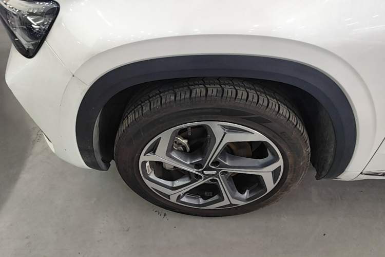 Used Geely Auto Monjaro L 2024 2.0TD DCT EVO Two-Wheel Drive Long-Range Version Left Front Wheel Hub