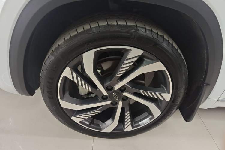 Used Geely Auto Monjaro L 2024 2.0TD High-Power Automatic Two-Wheel Drive Skyline Edition Left Front Wheel Hub
