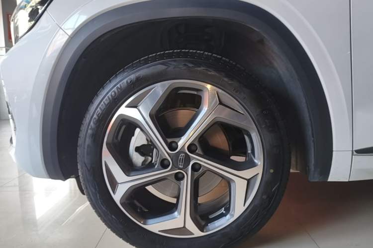 Used Geely Auto Monjaro L 2024 2.0TD DCT EVO Two-Wheel Drive Long-Range Version Left Front Wheel Hub