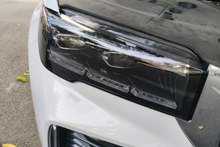 Used Geely Auto Monjaro L 2024 2.0TD DCT EVO Two-Wheel Drive Long-Range Version Right Front Headlight
