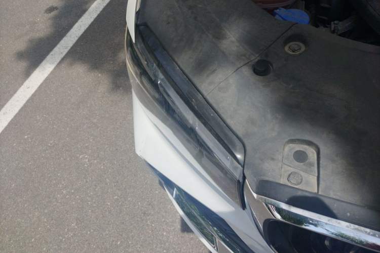 Used Geely Auto Monjaro L 2024 2.0TD DCT EVO Two-Wheel Drive Prestige Version Right Front Headlight