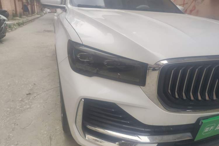 Used Geely Auto Monjaro L 2024 2.0TD High-Power Automatic Two-Wheel Drive Yunqi Version Right Front Headlight