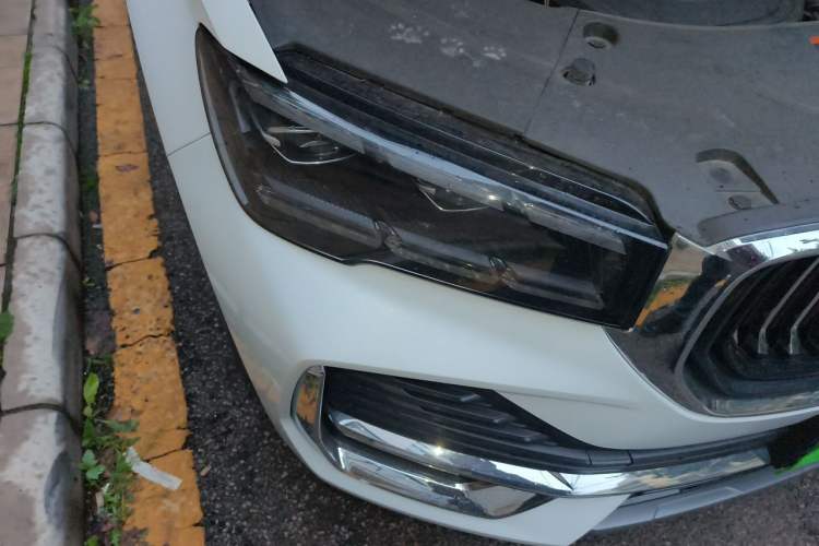 Used Geely Auto Monjaro L 2024 2.0TD High-Power Automatic Two-Wheel Drive Yunqi Version Right Front Headlight
