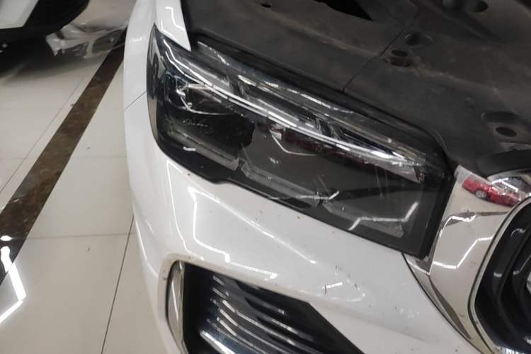 Used Geely Auto Monjaro L 2024 2.0TD High-Power Automatic Two-Wheel Drive Skyline Edition Right Front Headlight