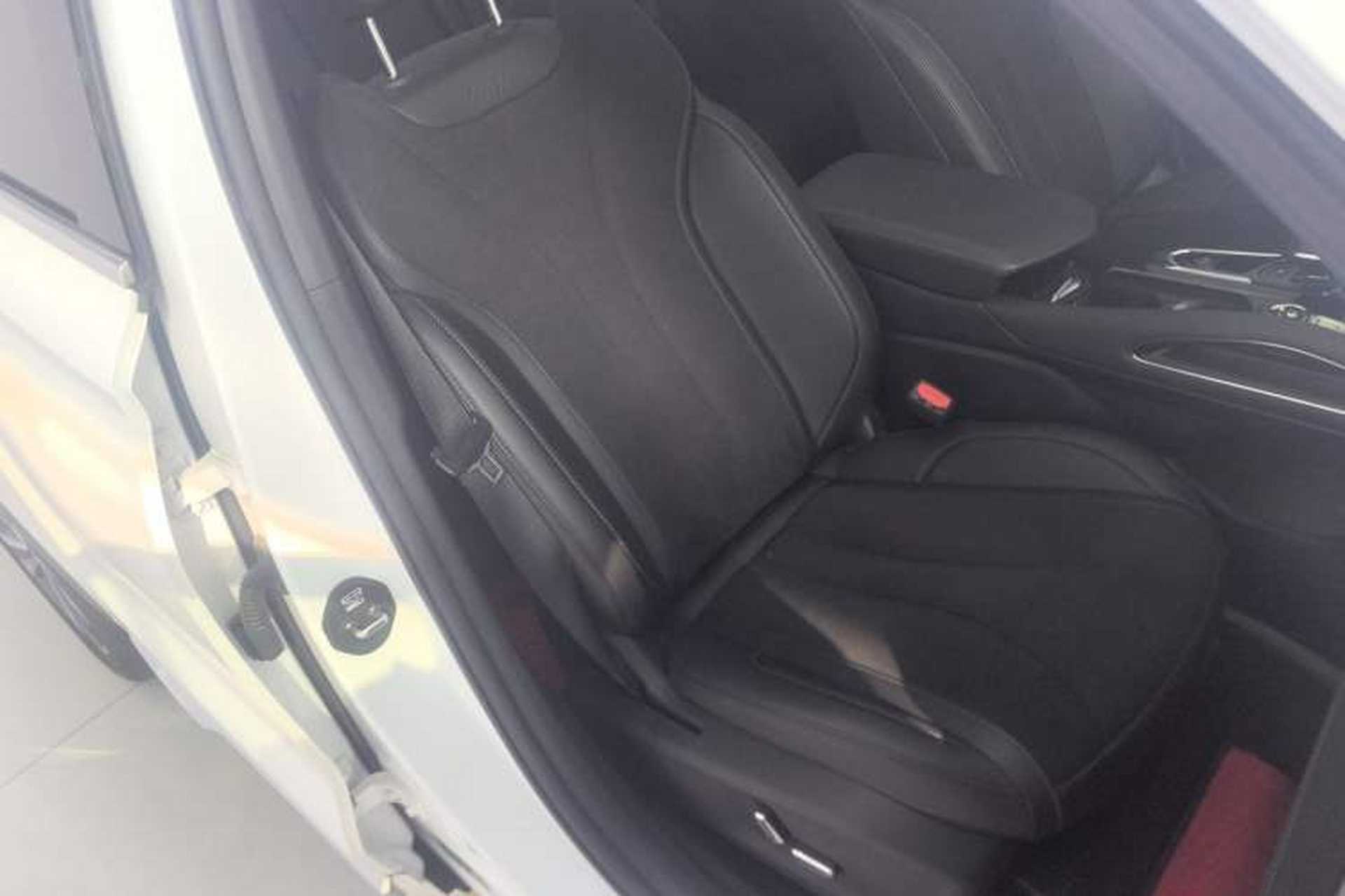 Used Geely Auto Monjaro L 2024 2.0TD High-Power Automatic Two-Wheel Drive Skyline Edition Right Front Seat