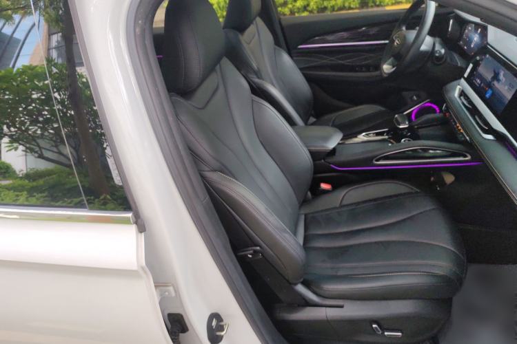Used Geely Auto Monjaro L 2024 2.0TD DCT EVO Two-Wheel Drive Long-Range Version Right Front Seat
