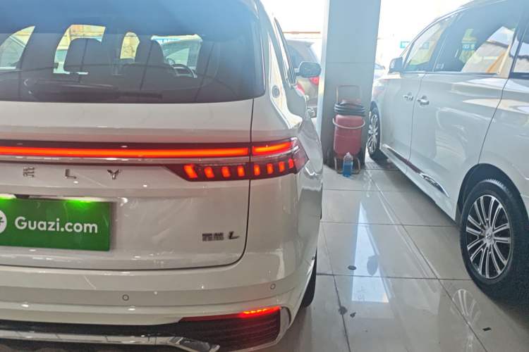 Used Geely Auto Monjaro L 2024 2.0TD High-Power Automatic Two-Wheel Drive Yunqi Version Right Rear Taillight