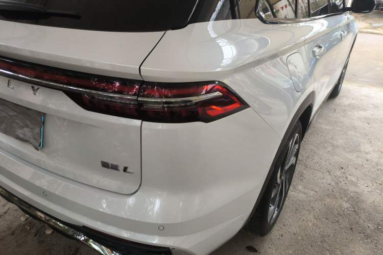 Used Geely Auto Monjaro L 2024 2.0TD High-Power Automatic Two-Wheel Drive Skyline Edition Right Rear Taillight