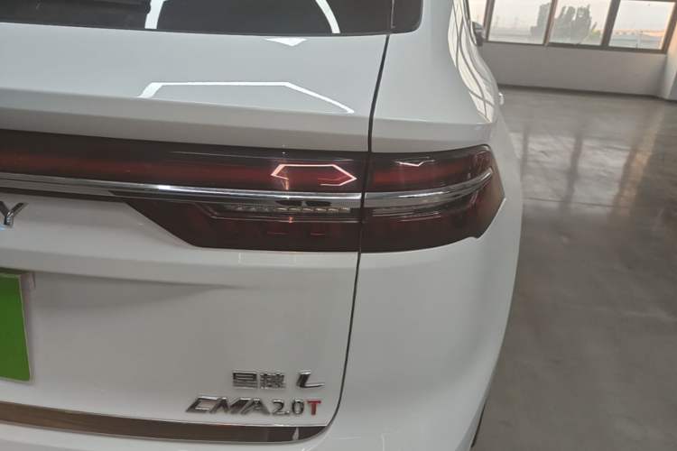 Used Geely Auto Monjaro L 2024 2.0TD High-Power Automatic Two-Wheel Drive Yunqi Version Right Rear Taillight