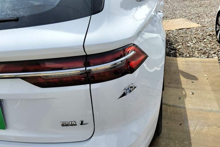 Used Geely Auto Monjaro L 2024 2.0TD High-Power Automatic Two-Wheel Drive Yunqi Version Right Rear Taillight