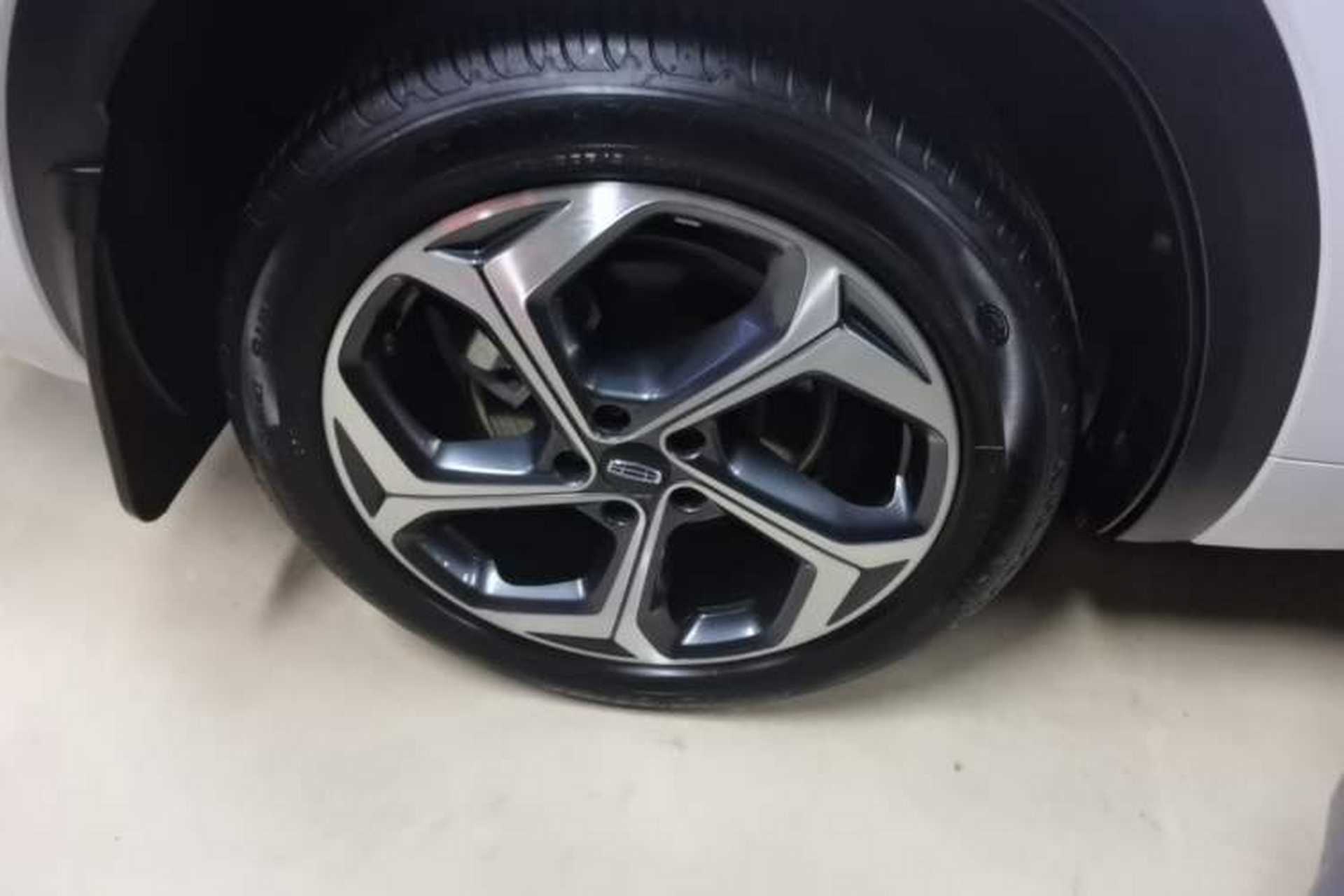 Used Geely Auto Monjaro L 2024 2.0TD High-Power Automatic Two-Wheel Drive Yunqi Version Right Rear Wheel Hub