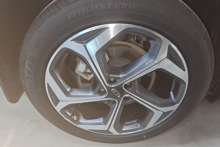 Used Geely Auto Monjaro L 2024 2.0TD High-Power Automatic Two-Wheel Drive Yunqi Version Right Rear Wheel Hub