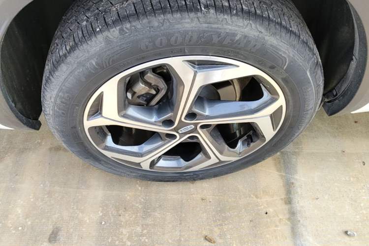 Used Geely Auto Monjaro L 2024 2.0TD High-Power Automatic Two-Wheel Drive Yunqi Version Right Rear Wheel Hub