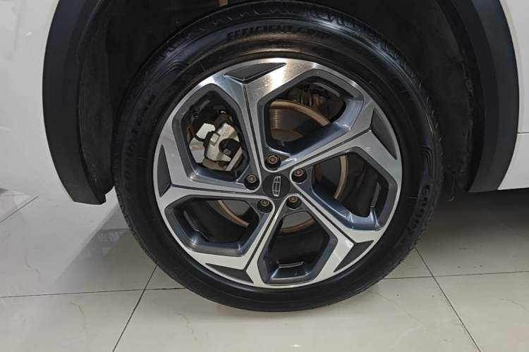 Used Geely Auto Monjaro L 2024 2.0TD High-Power Automatic Two-Wheel Drive Yunqi Version Right Rear Wheel Hub