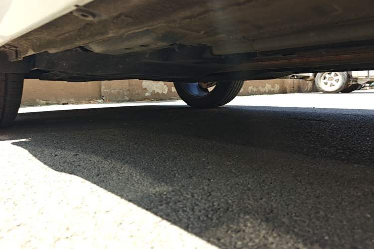Used Geely Auto Monjaro L 2024 2.0TD DCT EVO Two-Wheel Drive Long-Range Version Right Side Sill