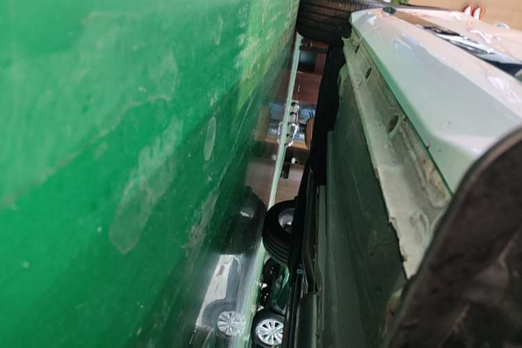 Used Geely Auto Monjaro L 2024 2.0TD DCT EVO Two-Wheel Drive Long-Range Version Right Side Sill
