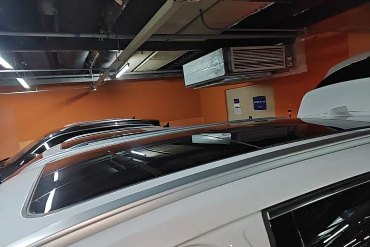 Used Geely Auto Monjaro L 2024 2.0TD DCT EVO Two-Wheel Drive Long-Range Version Roof