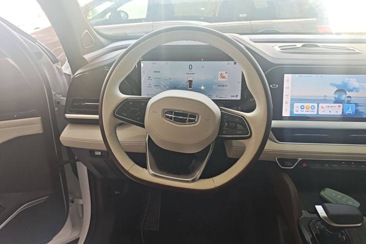 Used Geely Auto Monjaro L 2024 2.0TD High-Power Automatic Two-Wheel Drive Yunqi Version Steering Wheel