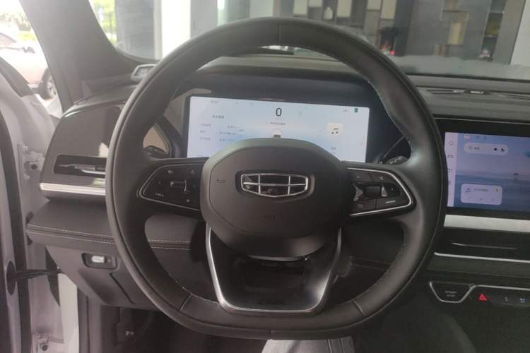 Used Geely Auto Monjaro L 2024 2.0TD DCT EVO Two-Wheel Drive Long-Range Version Steering Wheel