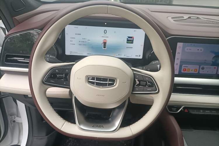 Used Geely Auto Monjaro L 2024 2.0TD High-Power Automatic Two-Wheel Drive Yunqi Version Steering Wheel