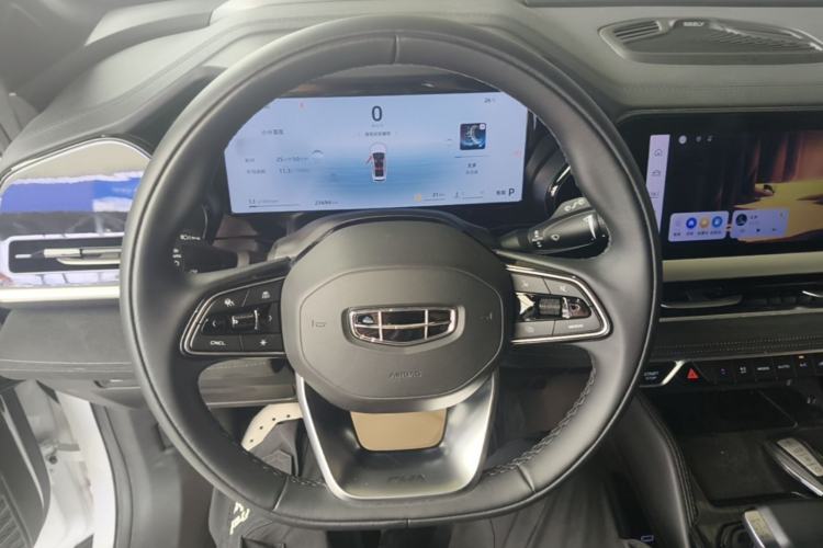 Used Geely Auto Monjaro L 2024 2.0TD High-Power Automatic Two-Wheel Drive Yunqi Version Steering Wheel