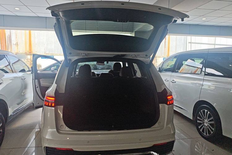 Used Geely Auto Monjaro L 2024 2.0TD High-Power Automatic Two-Wheel Drive Yunqi Version Trunk