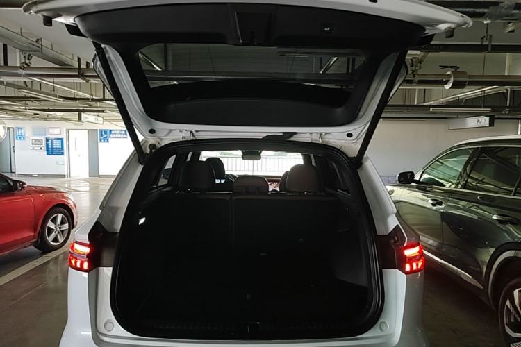 Used Geely Auto Monjaro L 2024 2.0TD High-Power Automatic Two-Wheel Drive Yunqi Version Trunk
