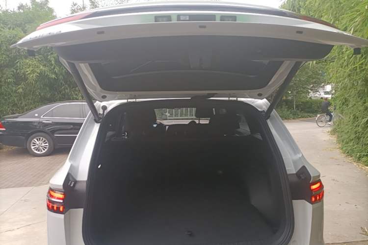 Used Geely Auto Monjaro L 2024 2.0TD High-Power Automatic Two-Wheel Drive Yunqi Version Trunk