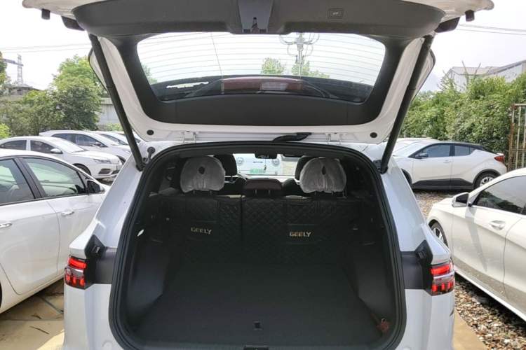 Used Geely Auto Monjaro L 2024 2.0TD High-Power Automatic Two-Wheel Drive Yunqi Version Trunk