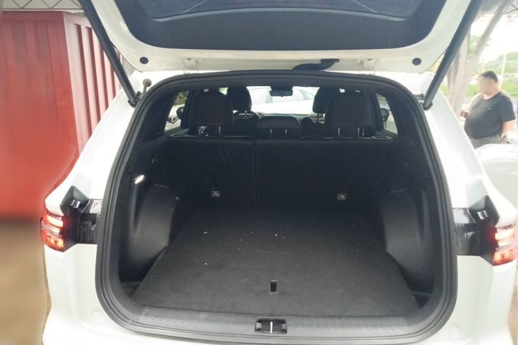 Used Geely Auto Monjaro L 2024 2.0TD DCT EVO Two-Wheel Drive Long-Range Version Trunk