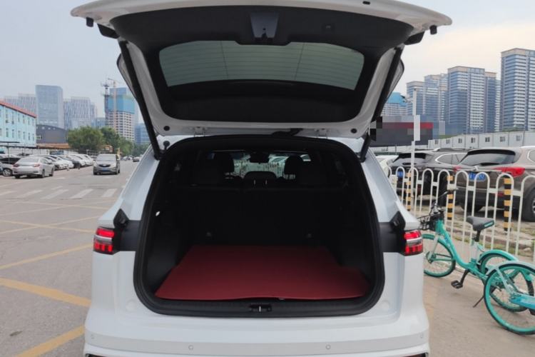 Used Geely Auto Monjaro L 2024 2.0TD DCT EVO Two-Wheel Drive Long-Range Version Trunk