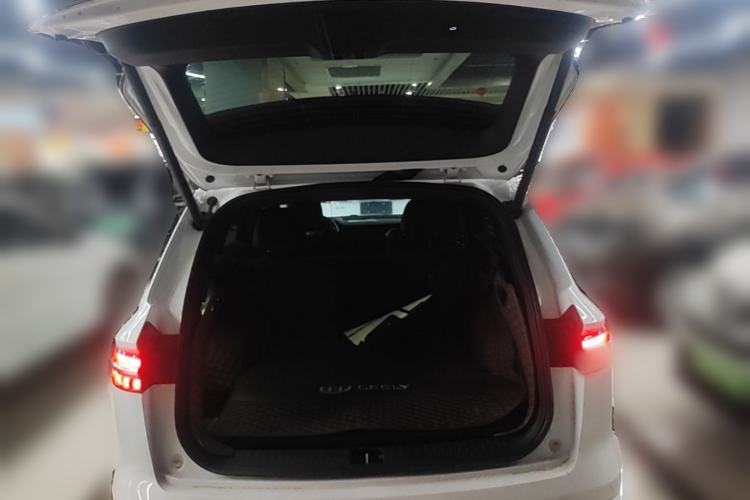 Used Geely Auto Monjaro L 2024 2.0TD High-Power Automatic Two-Wheel Drive Skyline Edition Trunk