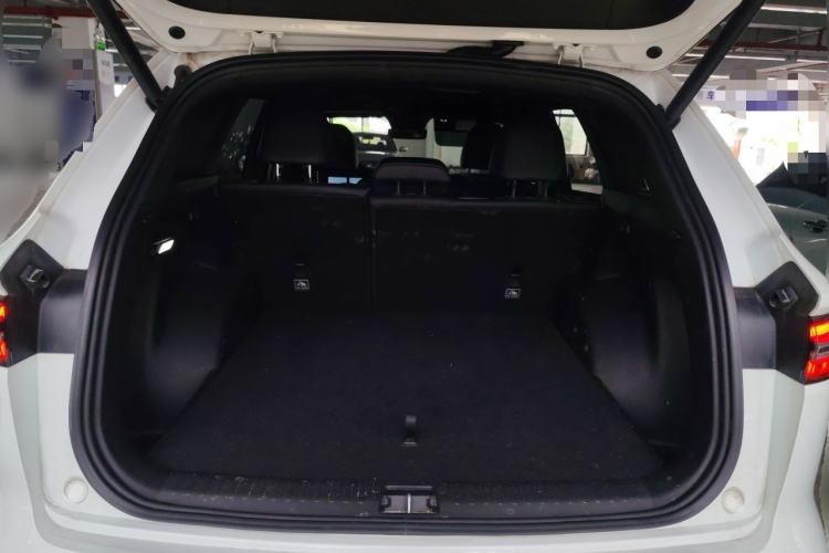 Used Geely Auto Monjaro L 2024 2.0TD DCT EVO Two-Wheel Drive Long-Range Version Trunk
