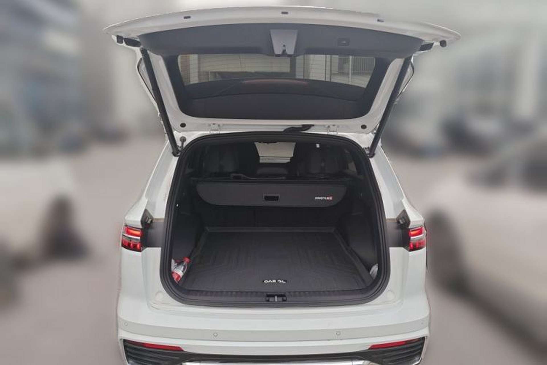 Used Geely Auto Monjaro L 2024 2.0TD DCT EVO Two-Wheel Drive Long-Range Version Trunk