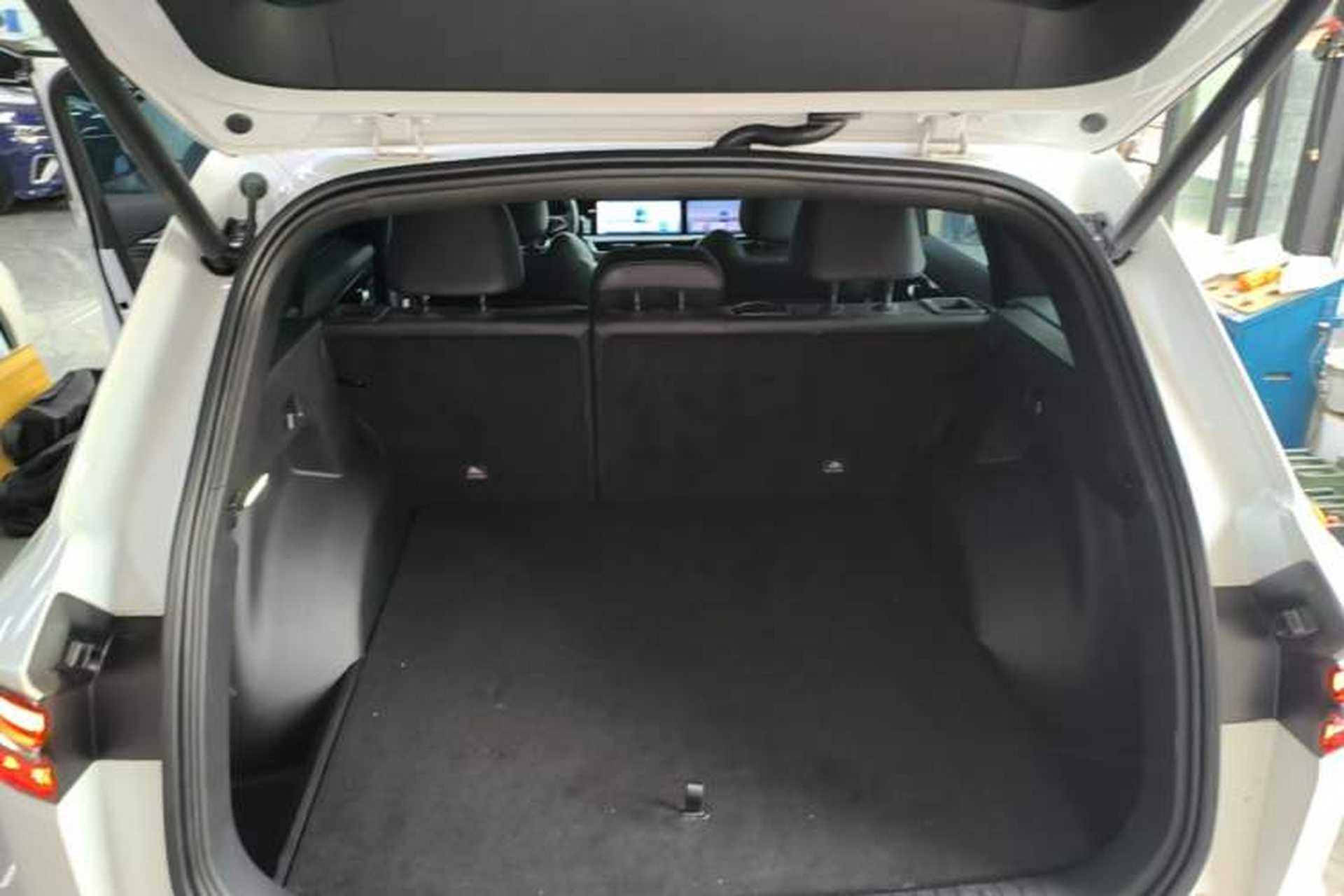Used Geely Auto Monjaro L 2024 2.0TD DCT EVO Two-Wheel Drive Long-Range Version Trunk