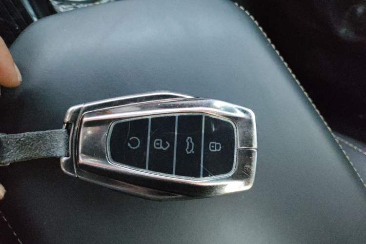 Used Geely Auto Monjaro L 2024 2.0TD DCT EVO Two-Wheel Drive Long-Range Version Vehicle Key