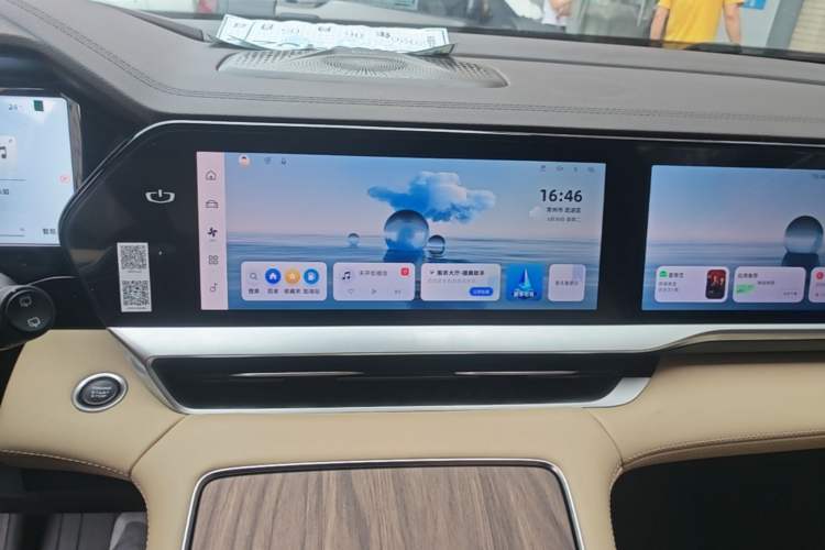 Used Geely Auto Monjaro L 2025 Dongfang Yao 2.0TD Automatic Lanxing Edition Audio And AC Panel