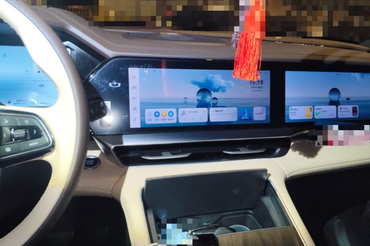 Used Geely Auto Monjaro L 2025 Dongfang Yao 2.0TD Automatic Lanxing Edition Audio And AC Panel