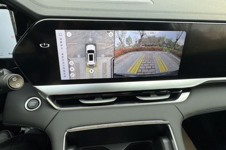 Used Geely Auto Monjaro L 2025 Dongfang Yao 2.0TD Automatic Lanxing Edition Audio And AC Panel