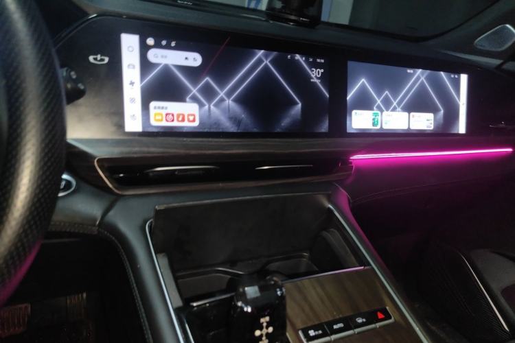Used Geely Auto Monjaro L 2025 Dongfang Yao 2.0TD Automatic Lanxing Edition Audio And AC Panel