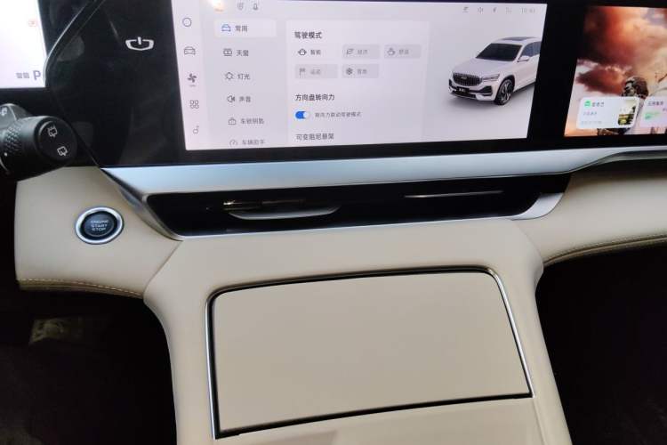 Used Geely Auto Monjaro L 2025 Dongfang Yao 2.0TD Automatic Lanxing Edition Audio And AC Panel