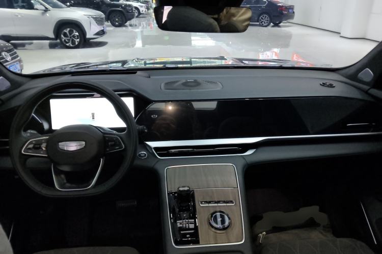 Used Geely Auto Monjaro L 2025 Dongfang Yao 2.0TD Automatic Lanxing Edition Center Console
