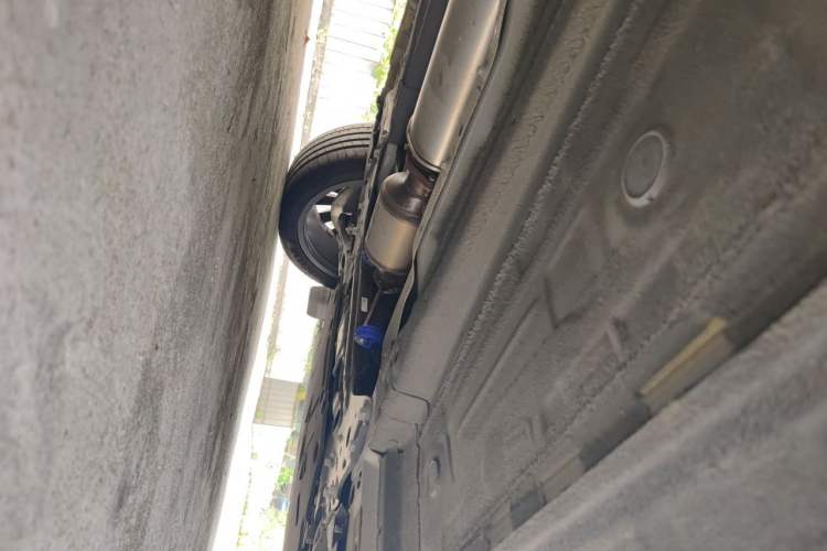 Used Geely Auto Monjaro L 2025 Dongfang Yao 2.0TD Automatic Lanxing Edition Chassis Front Right